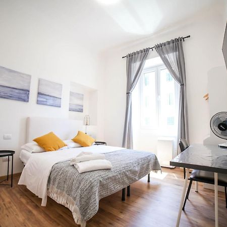 Cosmo Guesthouse โรม ภายนอก รูปภาพ
