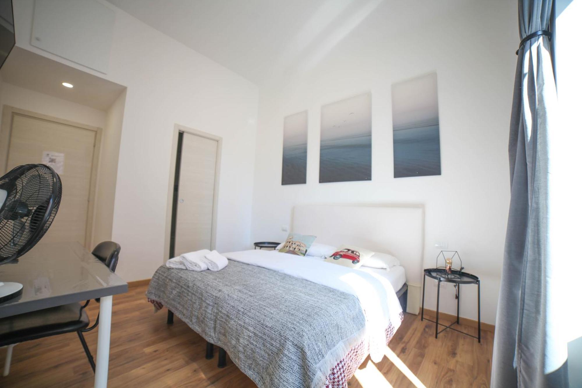 Cosmo Guesthouse โรม ภายนอก รูปภาพ