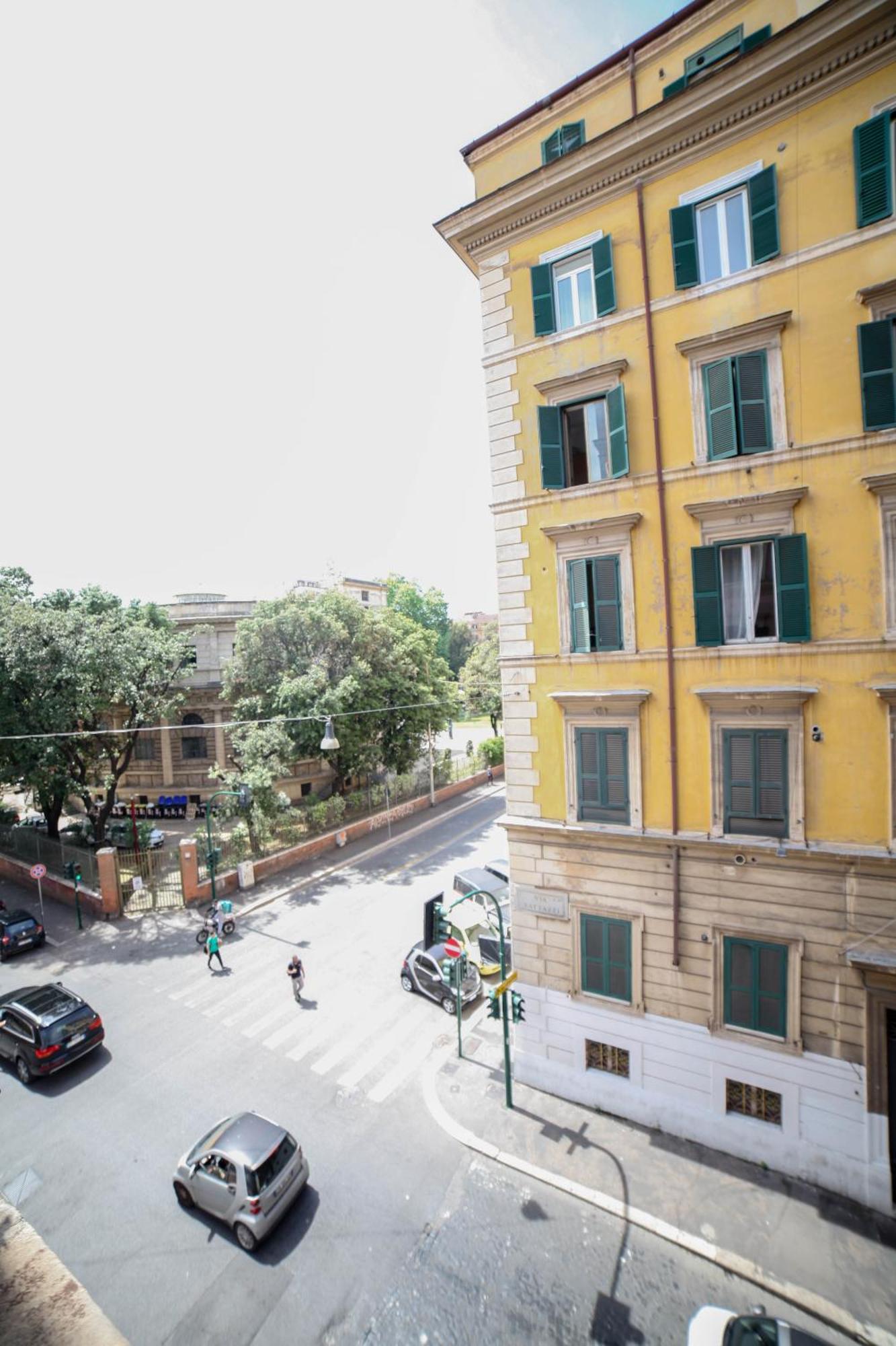 Cosmo Guesthouse โรม ภายนอก รูปภาพ